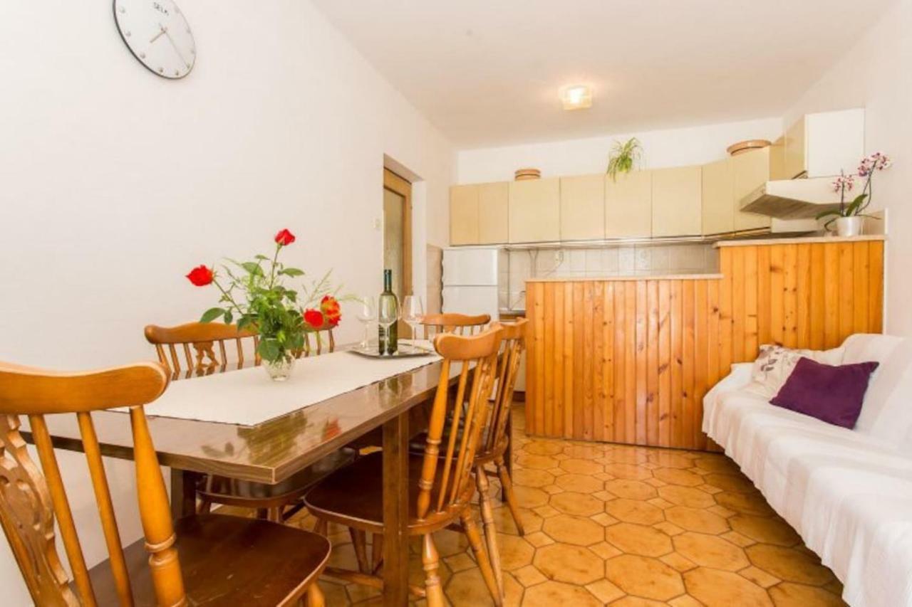 Apartman Morozin Šilo Εξωτερικό φωτογραφία